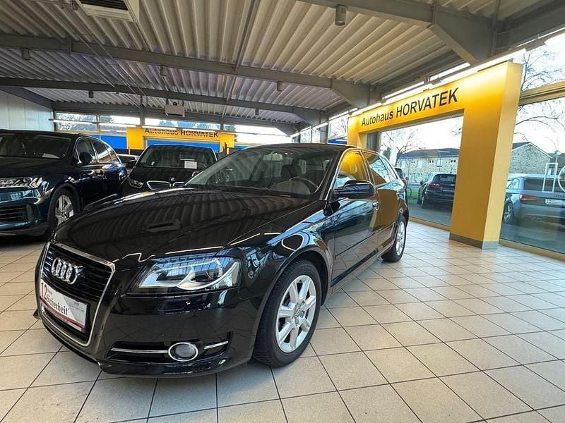 Schwarz Gebraucht 2012 Audi A3 Ambiente Limousine | 8.850 € (Superpreis) - Bild 1/4
