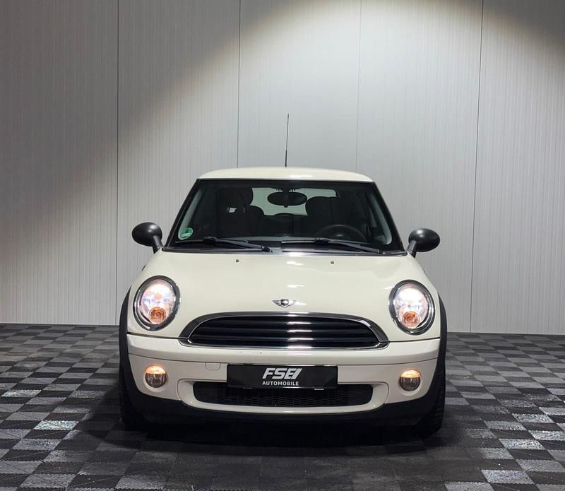 Usata Mini Cooper 110 CV (80 kW) 2010 Bianco Utilitaria
