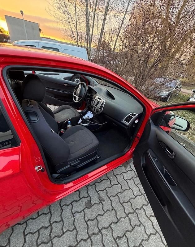 Gebraucht Hyundai i20 2009 Rot Kleinwagen