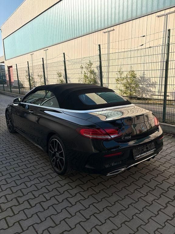 Gebraucht Mercedes C300 AMG line 258 PS (189 kW) 2019 Schwarz Cabrio