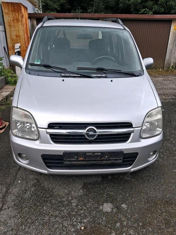 Silber Gebraucht 2004 Opel Agila Kleinwagen | 500 € (Superpreis) - Bild 1/4