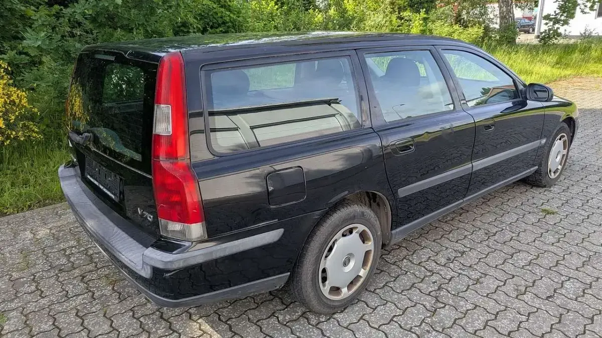 Gebraucht Volvo V70 140 PS (102 kW) 2001 Schwarz Kombi