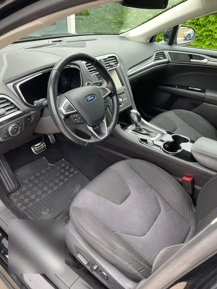 Gebraucht Ford Mondeo Titanium 150 PS (110 kW) 2015 Schwarz Kombi