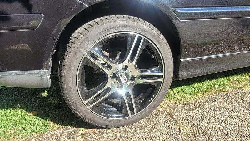 Gebraucht VW Golf Cabriolet Conceptline 90 PS (66 kW) 2000 Schwarz Cabrio