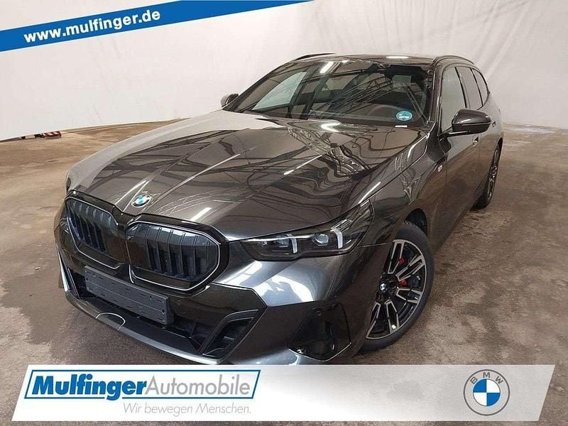 Sophistograu brillanteffekt Gebraucht 2025 BMW 540 M Sport Kombi | 63.900 € (Superpreis) - Bild 1/4