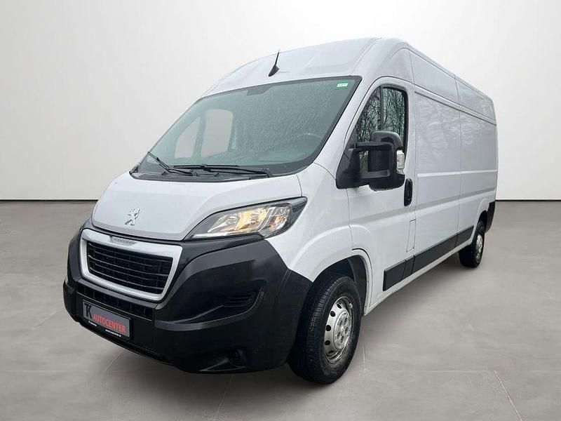 Gebraucht Peugeot Boxer 140 PS (102 kW) 2024 Weiß Van