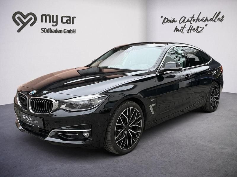 Gebraucht BMW 330 Luxury Line 258 PS (189 kW) 2017 Black sapphire (schwarz) Limousine