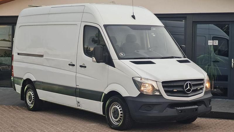 Gebraucht Mercedes Sprinter 163 PS (119 kW) 2017 Arktikweiss Van