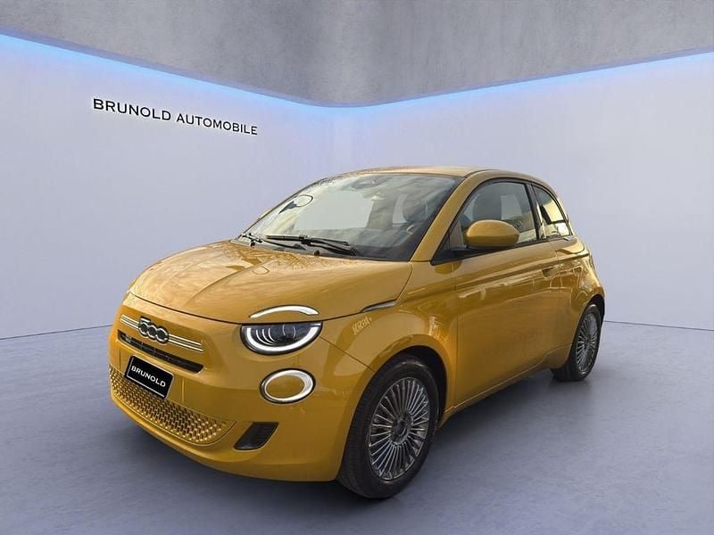 Neu Fiat 500 65 PS (47 kW) 2025 Gelb Limousine