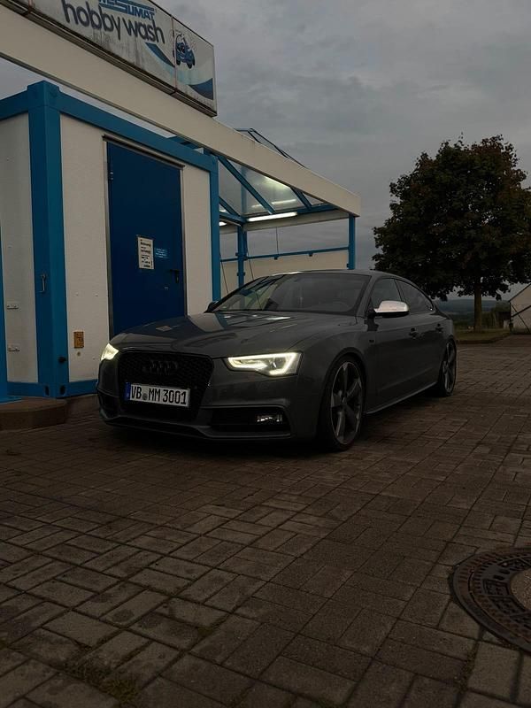 Grau Gebraucht 2016 Audi S5 Limousine | 17.999 € (Guter Preis) - Bild 1/4