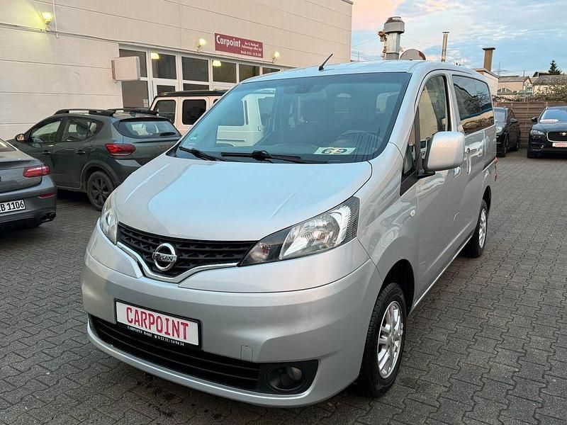 Silber Gebraucht 2014 Nissan Evalia Tekna Van / Kleinbus | 12.850 € (Fairer Preis) - Bild 1/4