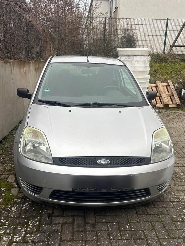 Gebraucht Ford Fiesta 69 PS (50 kW) 2004 Kleinwagen