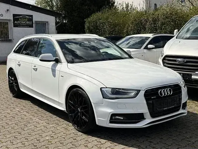 Używany Audi A4 S-Line 340 KM (250 kW) 2013 Czarny Kombi
