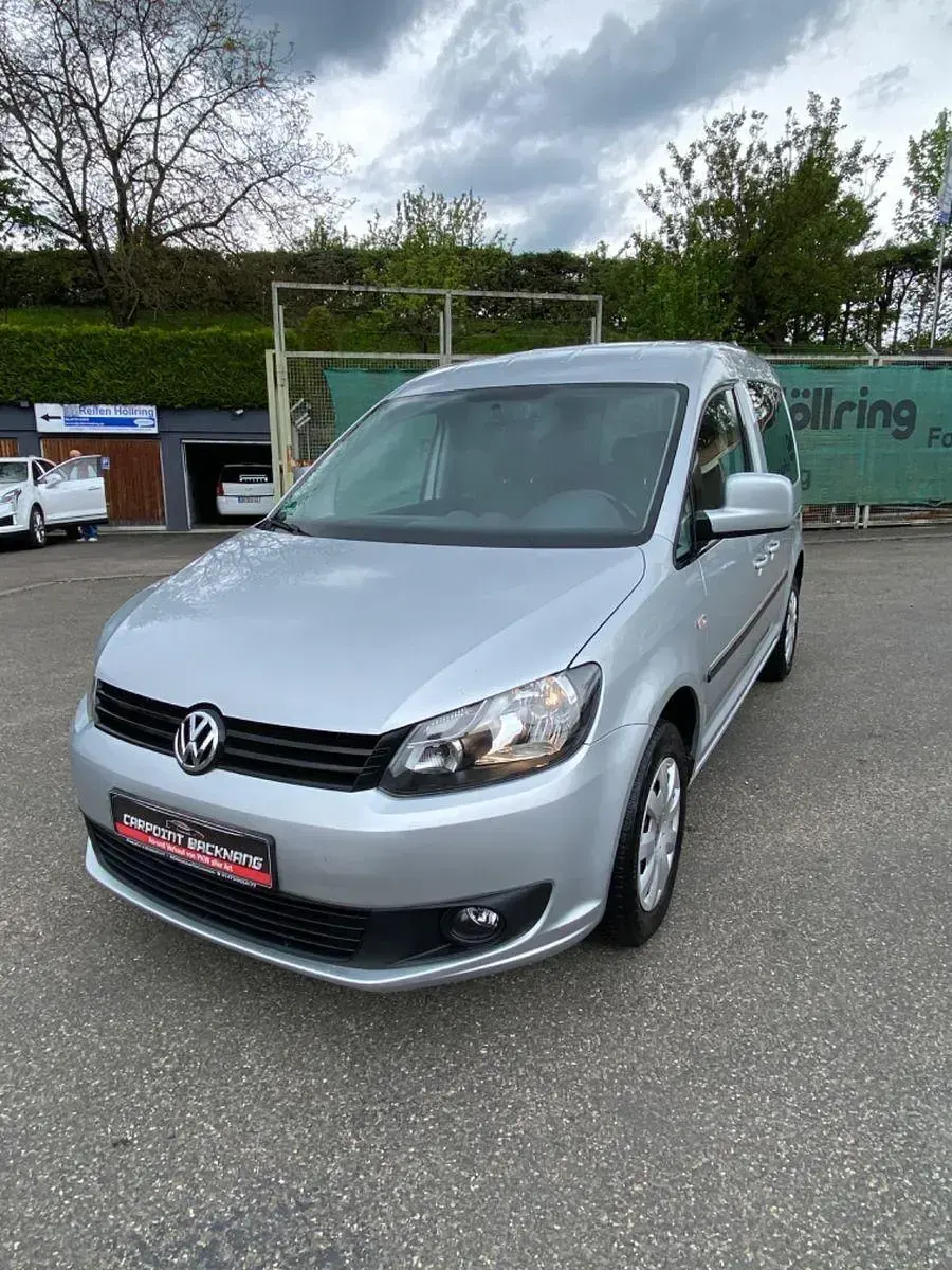 Usata VW Caddy Family 86 CV (63 kW) 2011 Argento Monovolume