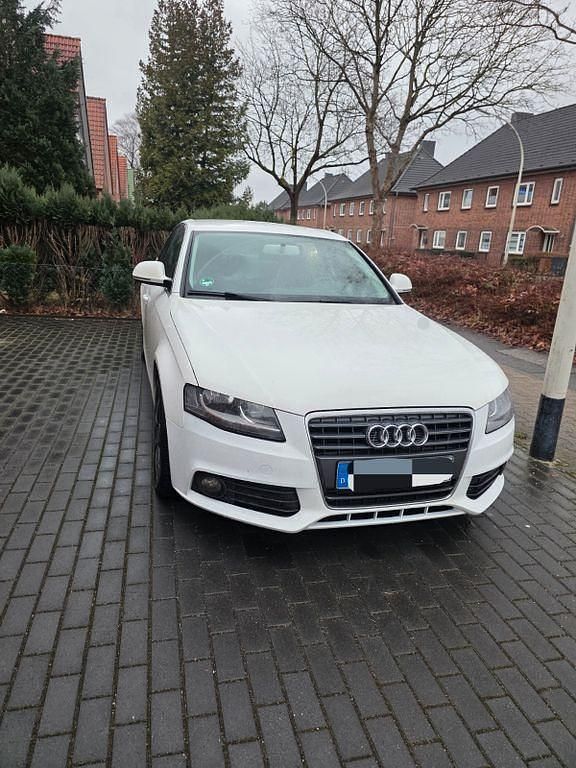 Gebraucht Audi A4 Ambition 120 PS (88 kW) 2008 Weiß Limousine
