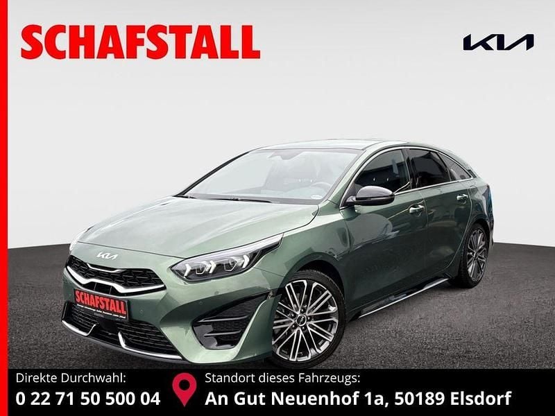 Gruen (experience green) Gebraucht 2025 Kia ProCeed GT-Line Kleinwagen | 26.979 € (Superpreis) - Bild 1/3