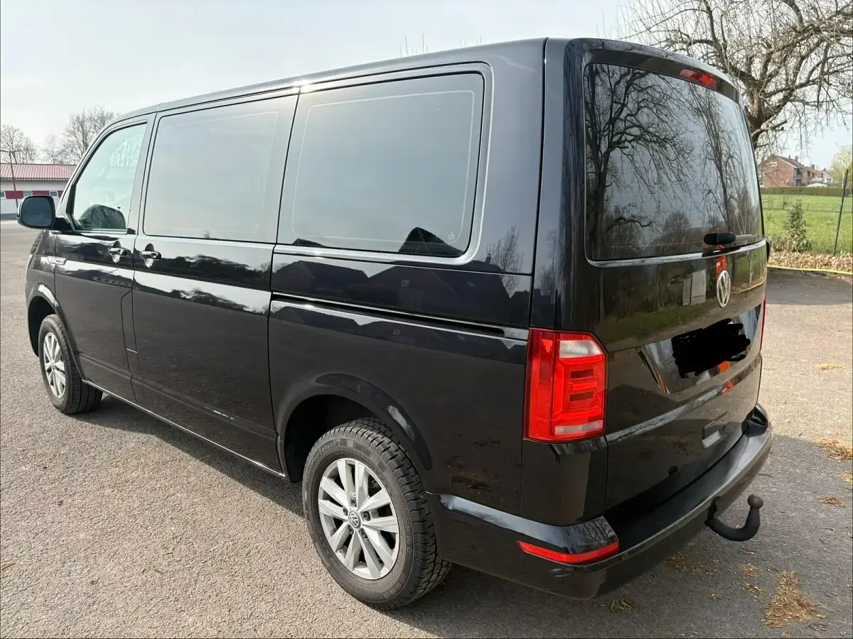 Gebraucht VW Caravelle 150 PS (110 kW) 2019 Schwarz Van
