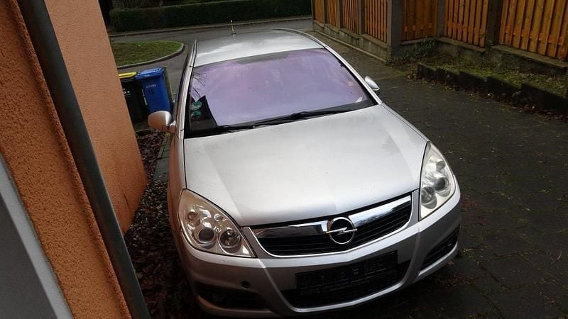 Silber Gebraucht 2006 Opel Vectra Kombi | 1.000 € (Superpreis) - Bild 1/4