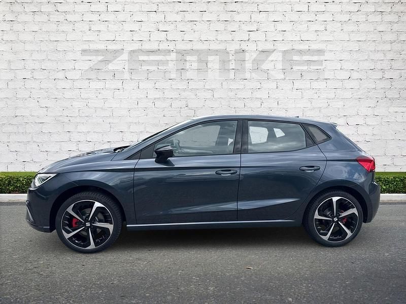 Gebraucht Seat Ibiza FR 116 PS (85 kW) 2025 Grau Limousine