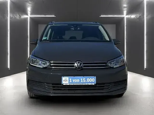 Gebraucht VW Touran 150 PS (110 kW) 2021 Grau Van / Kleinbus