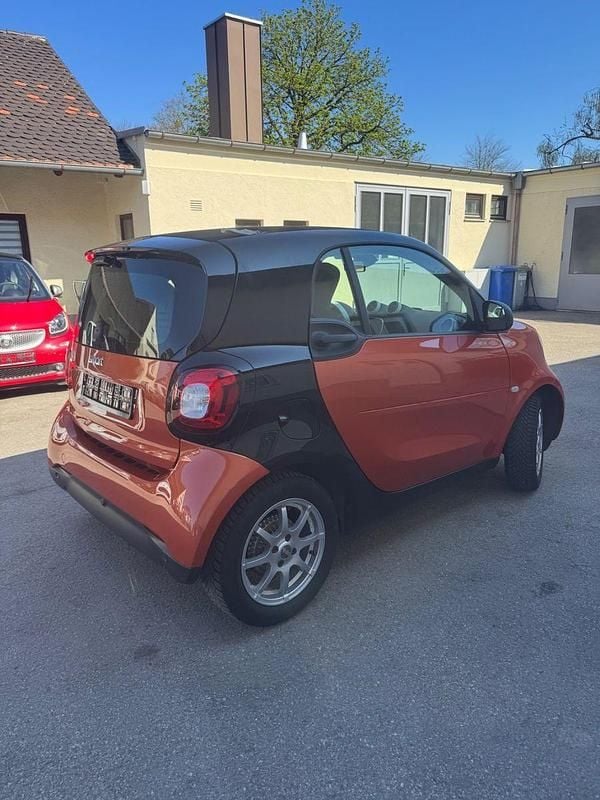 Gebraucht Smart ForTwo Coupé 71 PS (52 kW) 2017 Schwarz Coupé