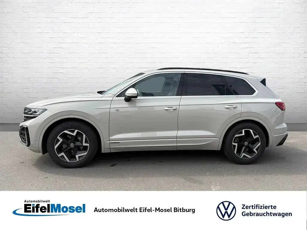 Gebraucht VW Touareg R-line 286 PS (210 kW) 2025 Beige SUV