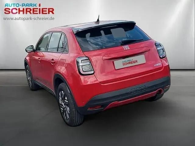 Gebraucht Fiat 600 101 PS (74 kW) 2024 Rot SUV