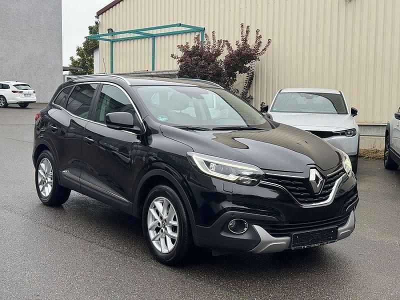Schwarz Gebraucht 2017 Renault Kadjar XMOD SUV | 7.990 € (Superpreis) - Bild 1/4