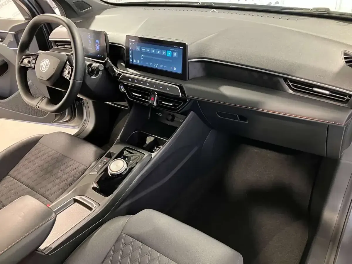 Gebraucht MG MG3 194 PS (142 kW) 2024 Grau Kleinwagen