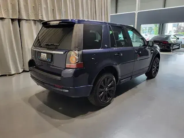 Gebraucht Land Rover Freelander 2 150 PS (110 kW) 2014 Loire blue SUV