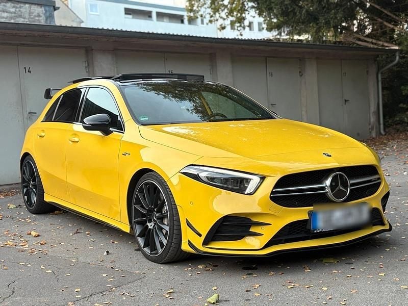Gelb Gebraucht 2019 Mercedes A35 AMG AMG Kleinwagen | 24.500 € (Guter Preis) - Bild 1/4
