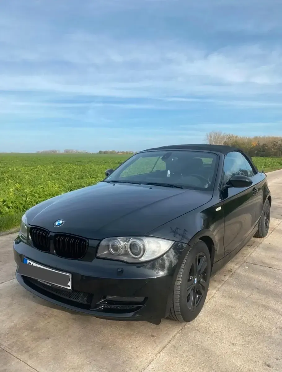 Gebraucht BMW 118 Cabriolet 145 PS (106 kW) 2008 Schwarz Cabrio