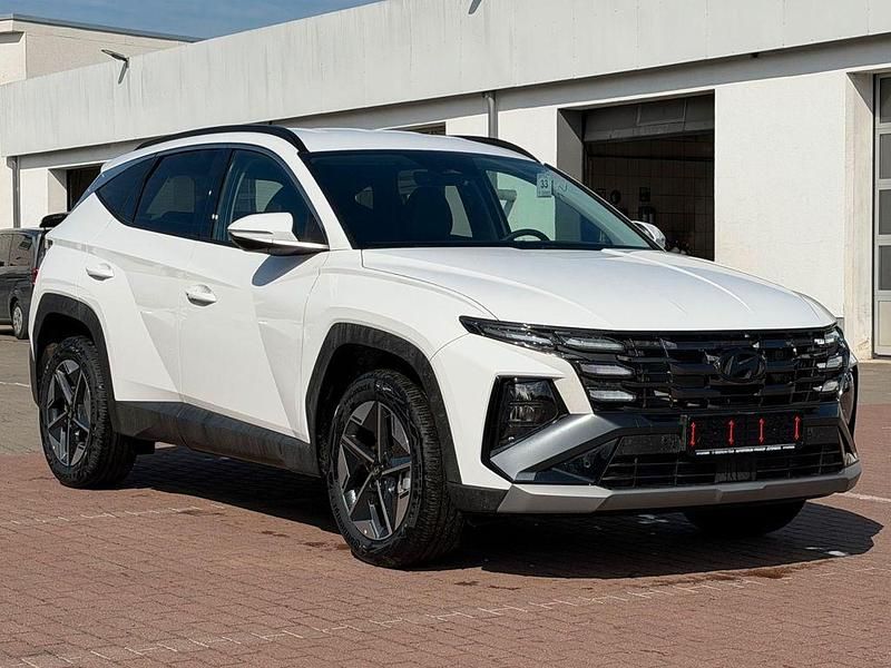 Neu Hyundai Tucson Trend 239 PS (175 kW) 2026 Weiß SUV