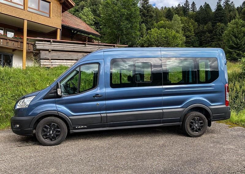 Używany Ford Transit 140 KM (102 kW) 2022 Niebieski Minivan