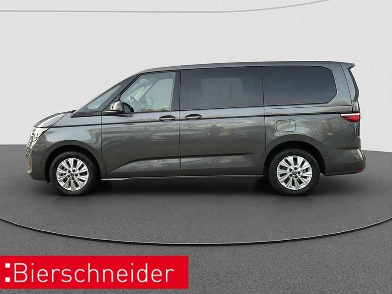 Gebraucht VW Multivan Life 150 PS (110 kW) 2025 Grau Van