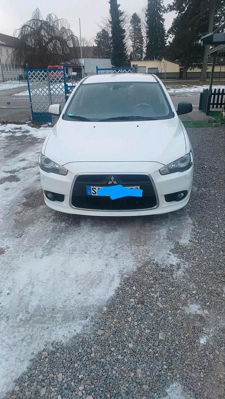 Gebraucht Mitsubishi Lancer 150 PS (110 kW) 2012 Weiß Limousine