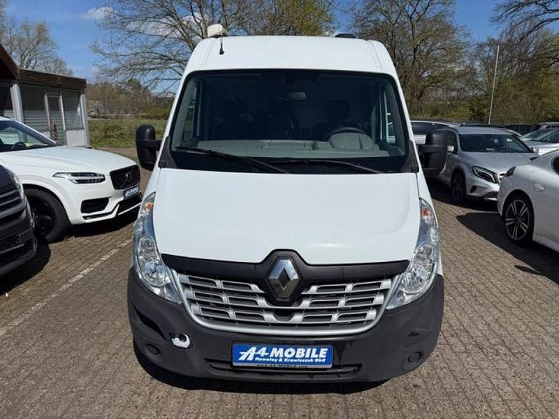 Second-hand Renault Master 125 CP (91 kW) 2015 Alb Van