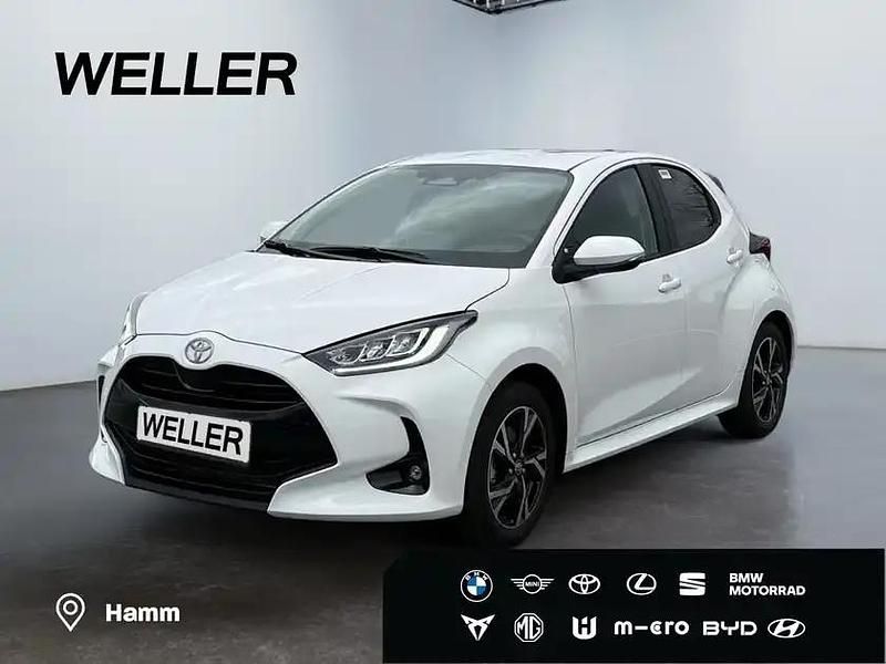 Schneeweiß Neu 2025 Toyota Yaris Hybrid Kleinwagen | 26.480 € (Fairer Preis) - Bild 1/3