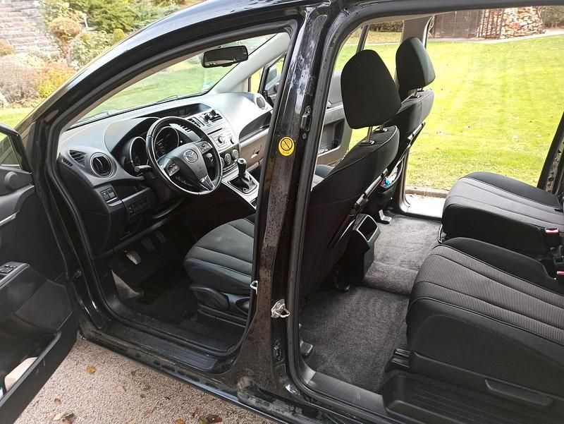 Gebraucht Mazda 5 116 PS (85 kW) 2014 Schwarz Van / Kleinbus