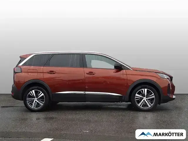 Gebraucht Peugeot 5008 Allure 131 PS (96 kW) 2023 Braun Van / Kleinbus