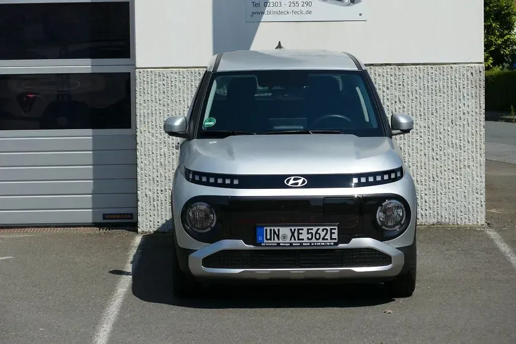 Gebraucht Hyundai Inster Trend 71 kW (97 PS) 2025 Silber Kleinwagen