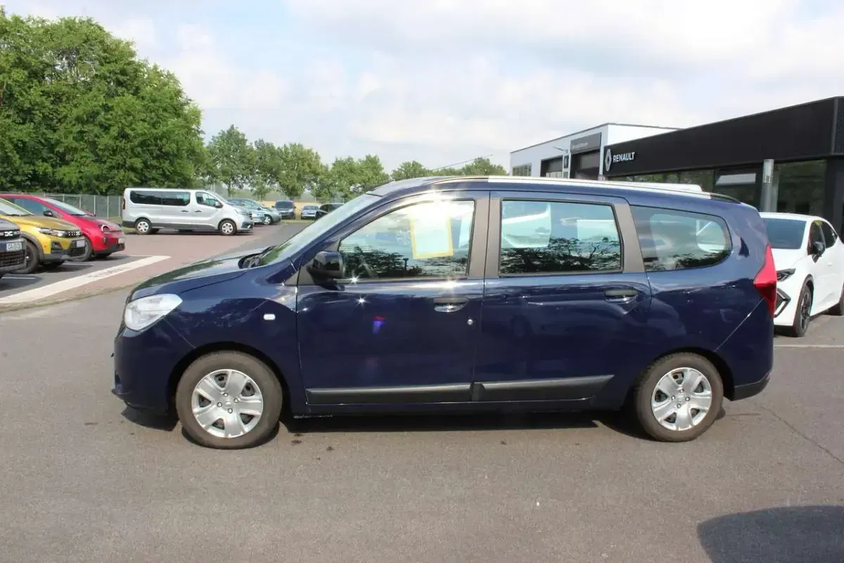 Gebraucht Dacia Lodgy Comfort 102 PS (75 kW) 2019 Blau marine Van / Kleinbus