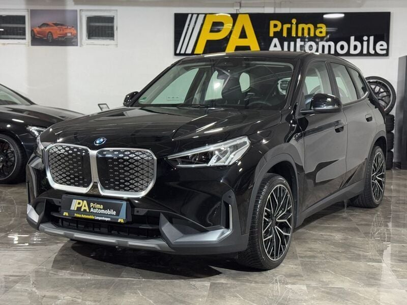 Schwarz ii Gebraucht 2024 BMW iX1 Performance SUV | 38.999 € (Guter Preis) - Bild 1/4