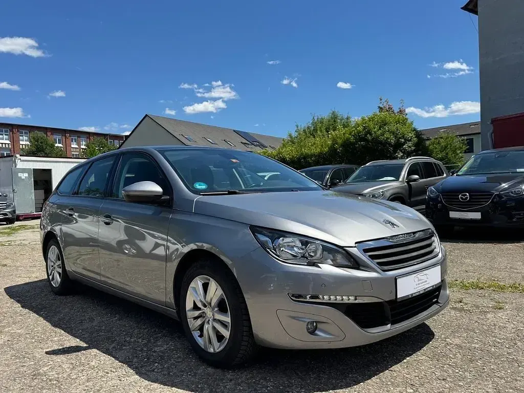 Gebraucht Peugeot 308 SW Active 131 PS (96 kW) 2016 Grau Kombi