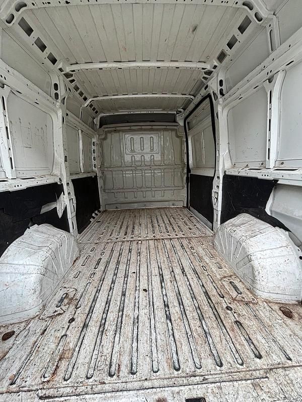 Gebraucht Peugeot Boxer 120 PS (88 kW) 2011 Weiß Van