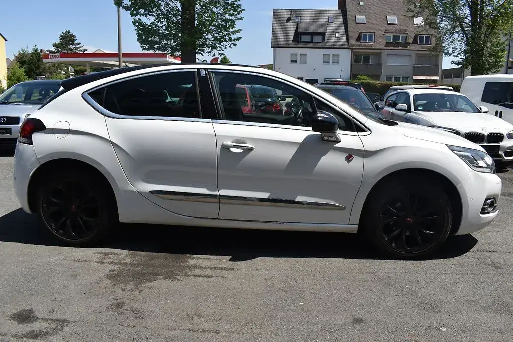 Gebraucht DS Automobiles DS4 Performance 131 PS (96 kW) 2018 Weiß Limousine