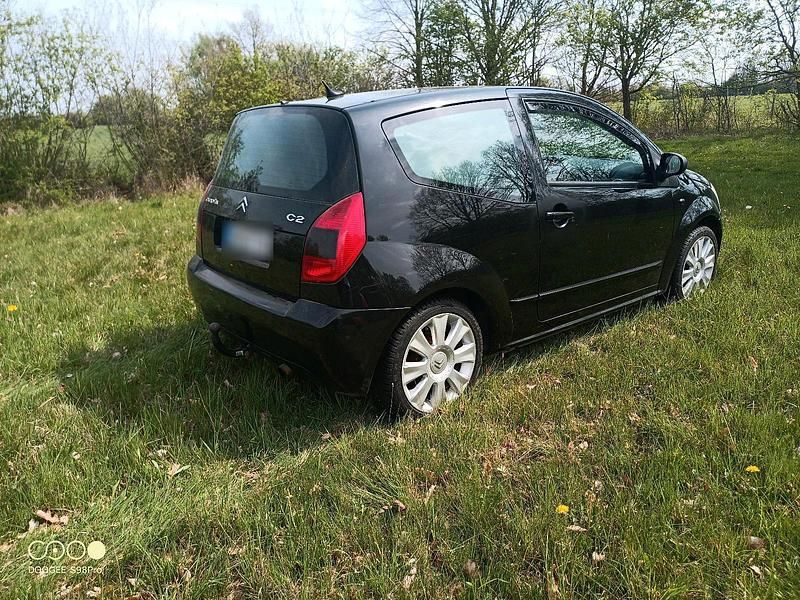 Gebraucht Citroën C2 68 PS (50 kW) 2006 Schwarz Kleinwagen