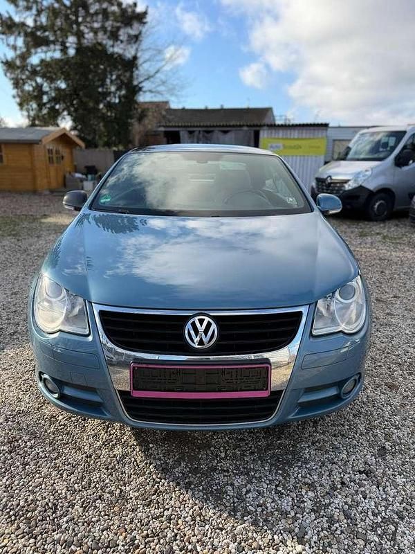 Gebraucht VW Eos 116 PS (85 kW) 2006 Blau Cabrio