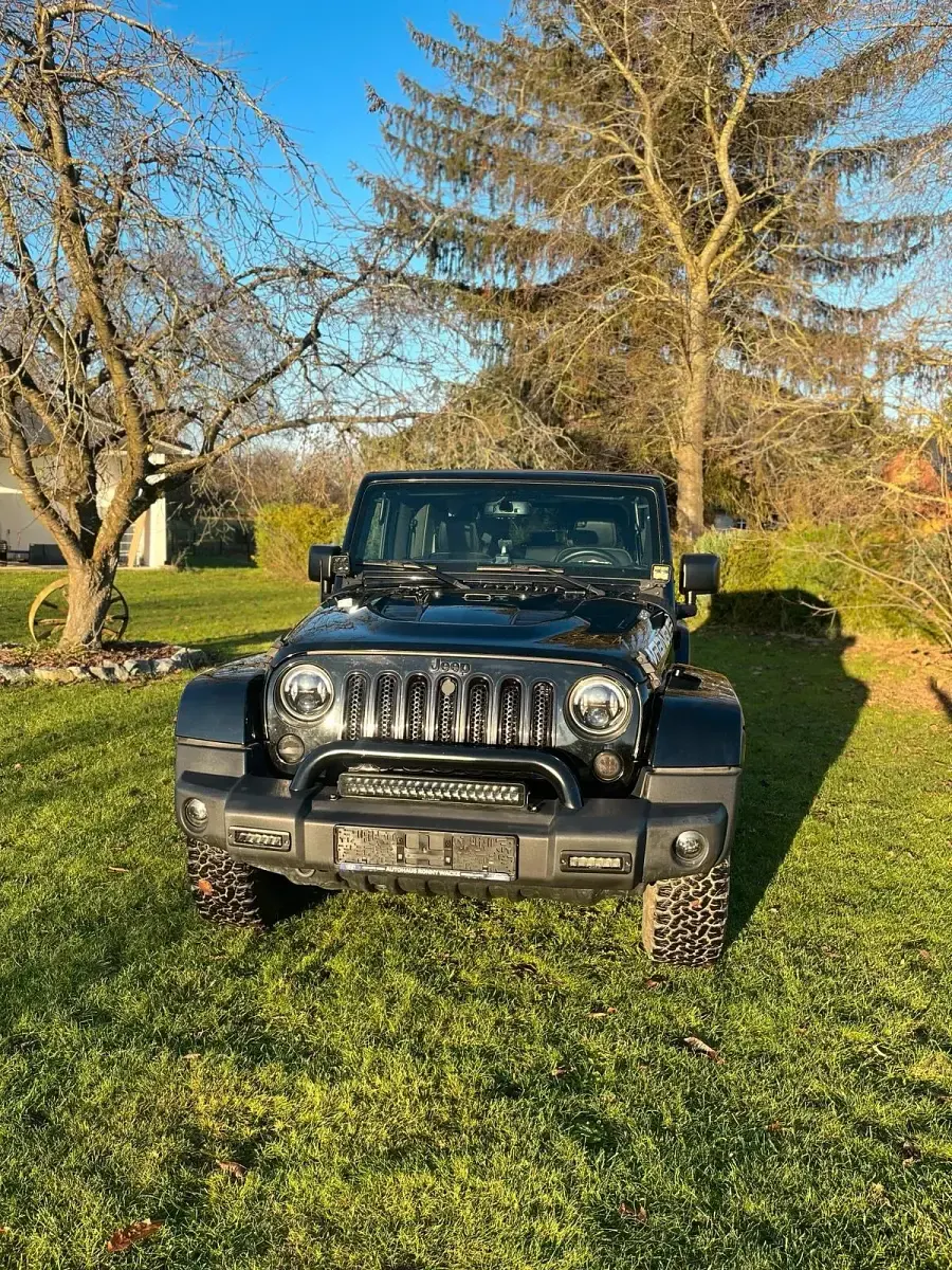 Gebraucht Jeep Wrangler 200 PS (147 kW) 2015 Schwarz SUV