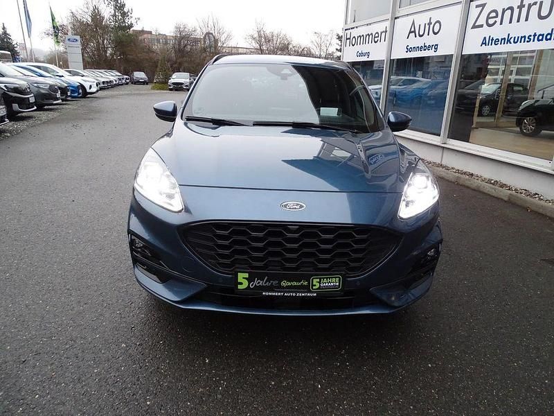 Gebraucht Ford Kuga ST-Line X 224 PS (164 kW) 2022 Chromablau (metallic) SUV